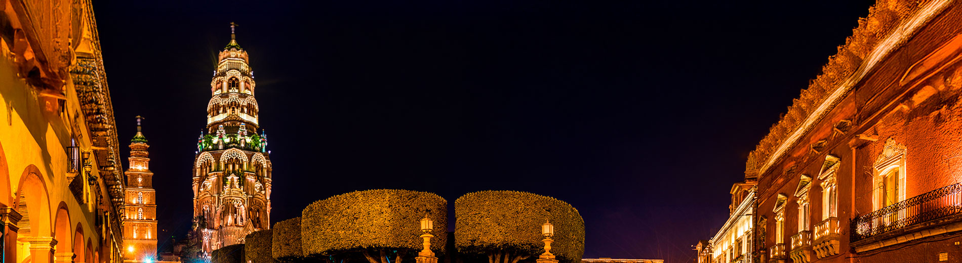 Scenic view along the Mexico City to San Miguel de Allende bus route